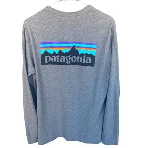 Patagonia P-6 Responsibili-tee Mens Gray Long Sleeve Logo T-shirt Size S